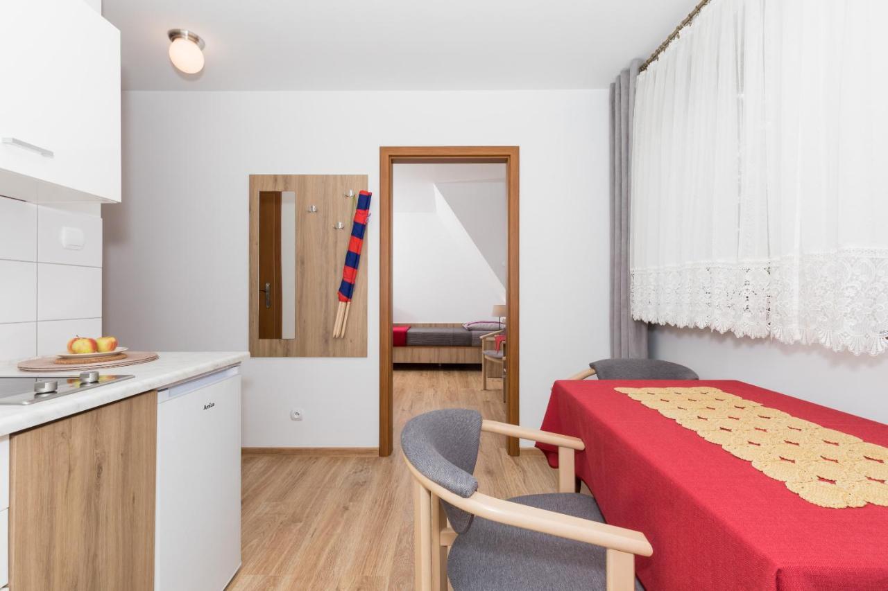 Apartamenty I Stylowe Pokoje Pobierowo Exterior photo